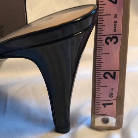 Unisa Black Heels size 7.5 - Picture 5 of 5